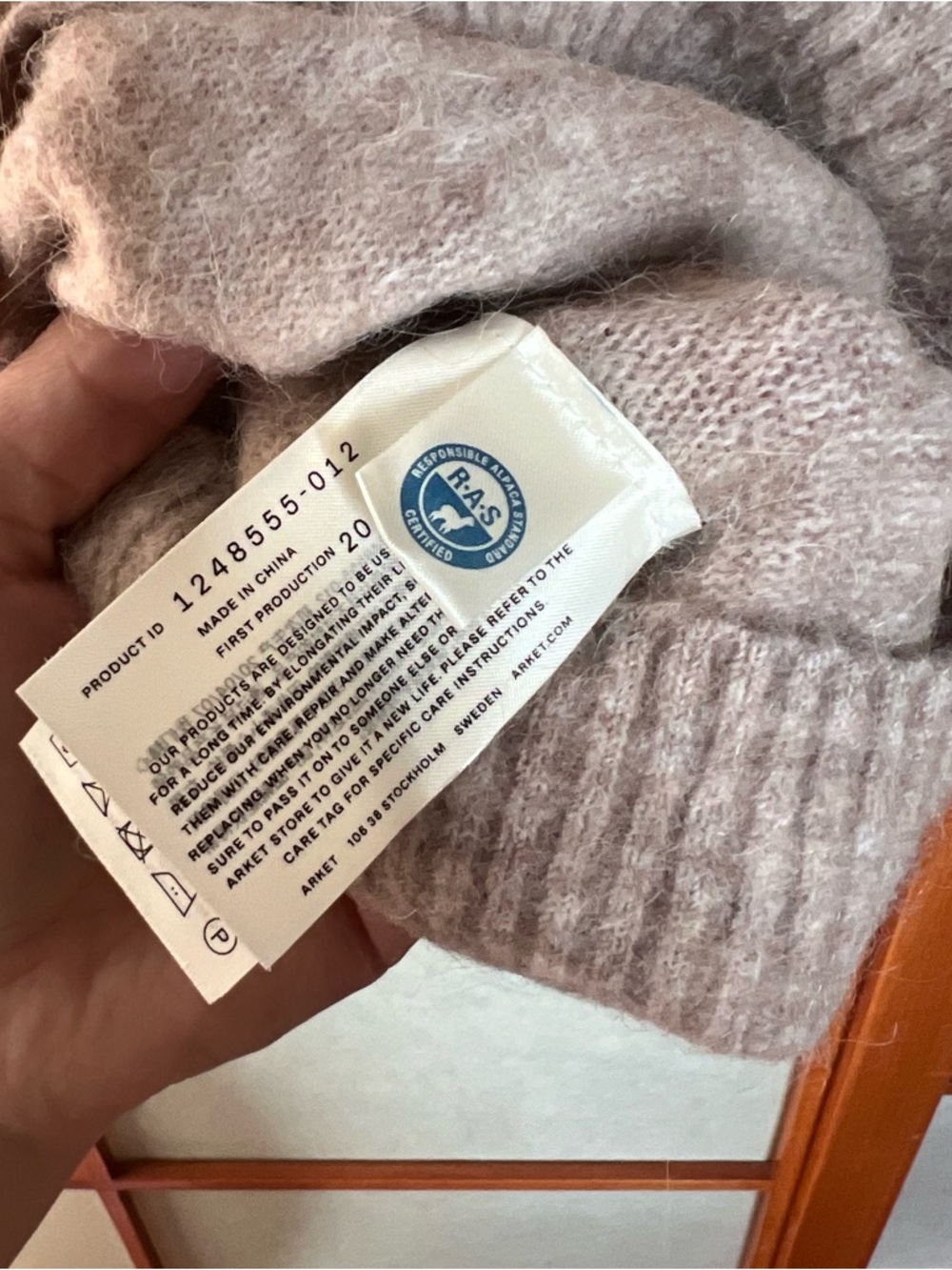 Arket Alpaca Blend Beige Sweater - Picture 6 of 7